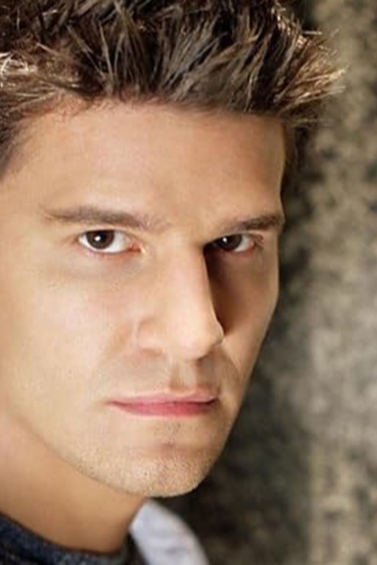 Angel, una serie que tenía todo para seguir en pantalla por su gran popularidad, pero una serie de malas decisiones la llevó a la cancelación