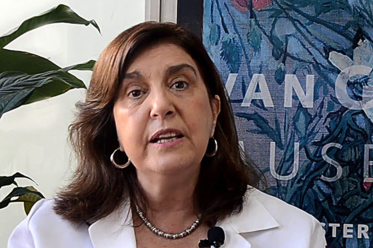 Angela Gentile