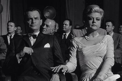 Angela Lansbury, protagonista fundamental de la trama de El embajador del miedo. Por esta película obtuvo una nominación al Oscar