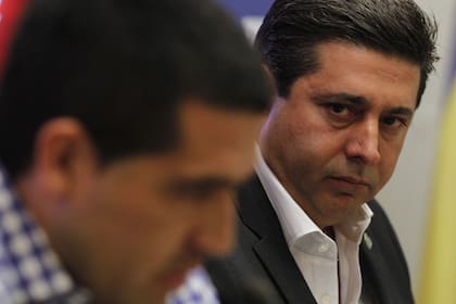 Angelici deberá poner a prueba su mandato si elige no renovarle el contrato a la máxima figura xeneize