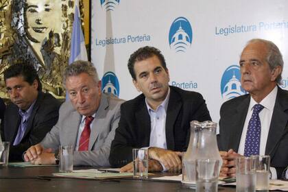 Angelici y D´Onofrio, unidos y enfrentados a Segura