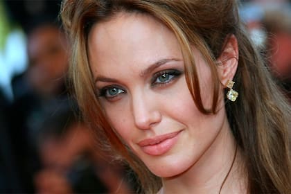 Angelina Jolie habría encontrado un nuevo amor