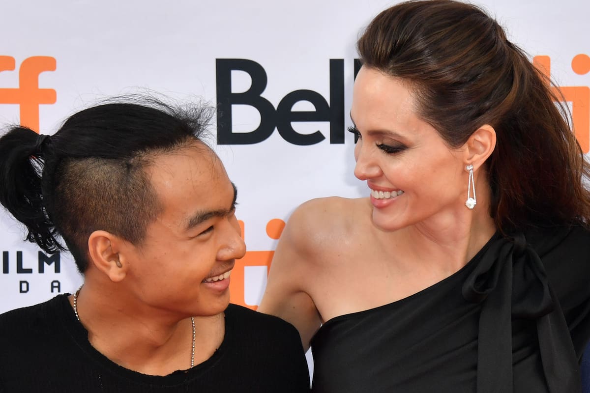 Angelina Jolie, orgullosa de sus hijos Maddox y Pax