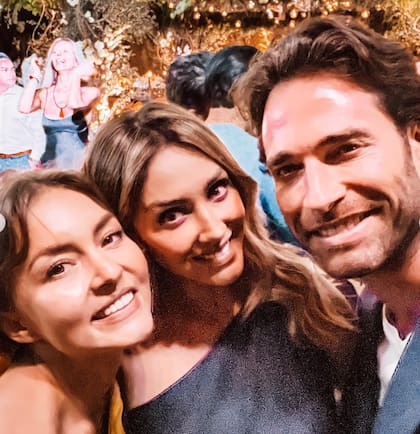 Angelique Boyer también estuvo en la boda de Maite Perroni