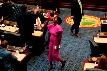 Angie Nixon, como Mamdani en Nueva York, llevó adelante una campaña con consignas progresistas para Florida y Estados Unidos