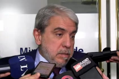 Operativo en Villa Mascardi: “Hay delitos de la usurpación y otros comunes”, dijo Aníbal Fernández esta mañana