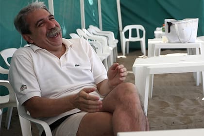 Aníbal Fernández se prepara para una temporada de "alta demanda" en la playa