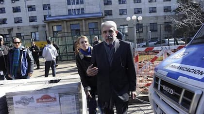 Aníbal Fernández es uno de los que pidió el amparo