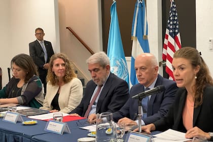 Aníbal Fernández y Eduardo Casal firmaron un convenio antidrogas con los Estados Unidos y Naciones Unidas