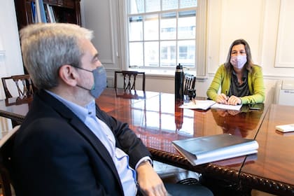 Aníbal Fernández y Sabina Frederic, cuando hicieron la transición en el Ministerio de Seguridad