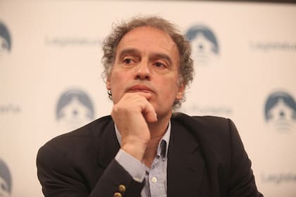 Anibal Ibarra representará a Cristina Kirchner en la causa por la denuncia de Nisman