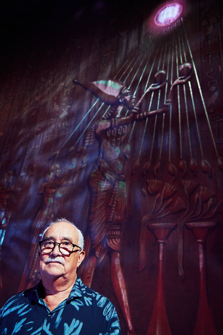 Aníbal Lápiz es el director de escena de Aida, la monumental ópera de Verdi que abrirá el domingo 9 de marzo la temporada lírica del Teatro Colón, con elencos rotativos a lo largo de 11 funciones