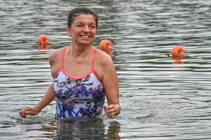Anila Rindlisbacher hoy es nadadora en aguas abiertas, brinda charlas a empresas, equipos de trabajo y deportivos
