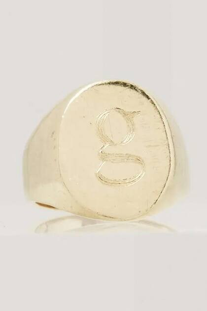 Anillo de oro amarillo 18 quilates: entre US$400 y US$600