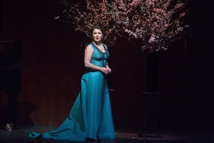 La soprano rusa Anna Netrebko, a los 48 años, es la única capaz de rivalizar con Callas en materia de talento y aceptación universal de su status de prima donna absolutaAnna Netrebko