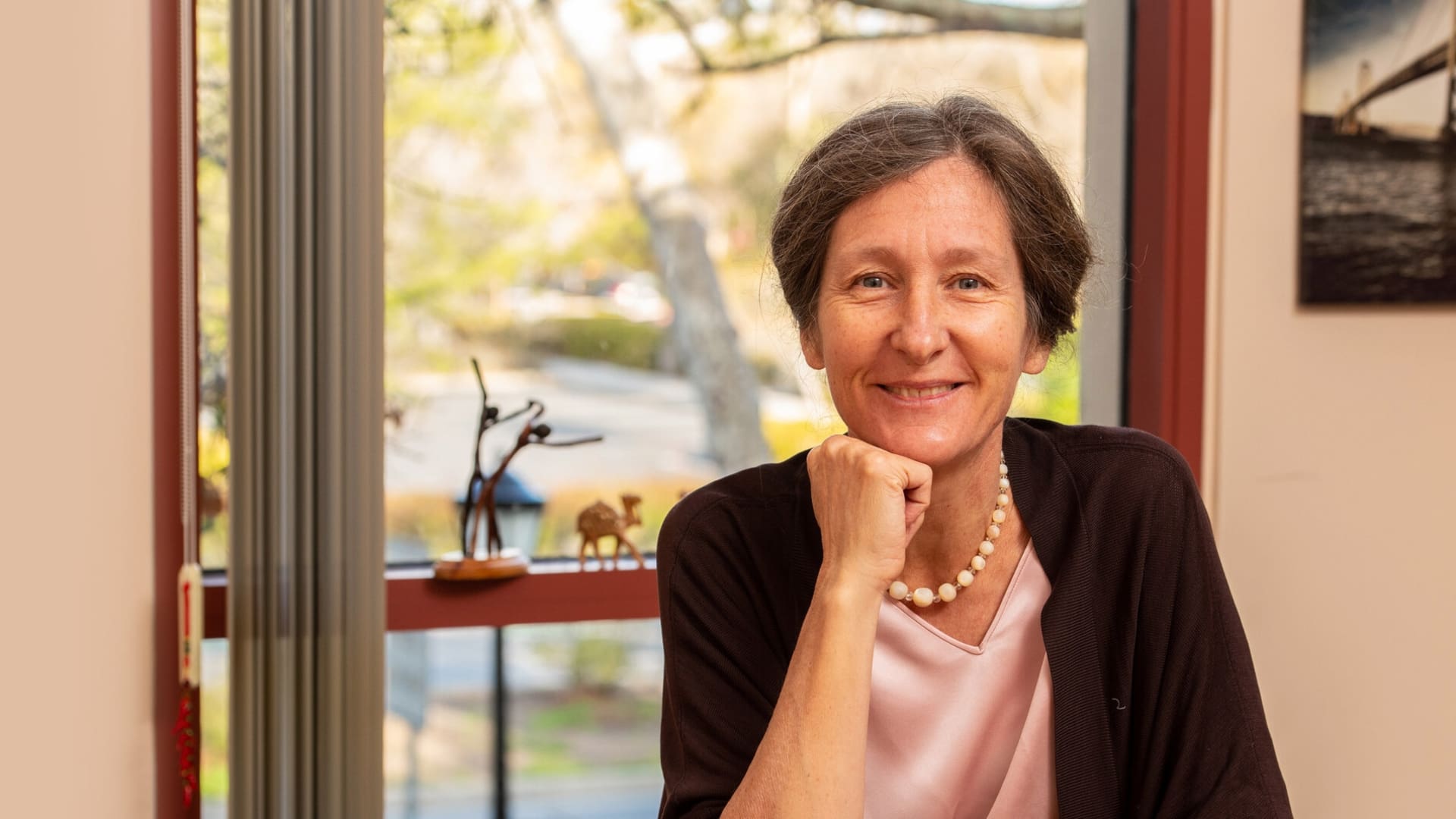 Anna Lemke es psiquiatra, investigadora y jefa de la Clínica de Diagnóstico Dual de la Stanford Addiction Medicine de la Universidad de Stanford