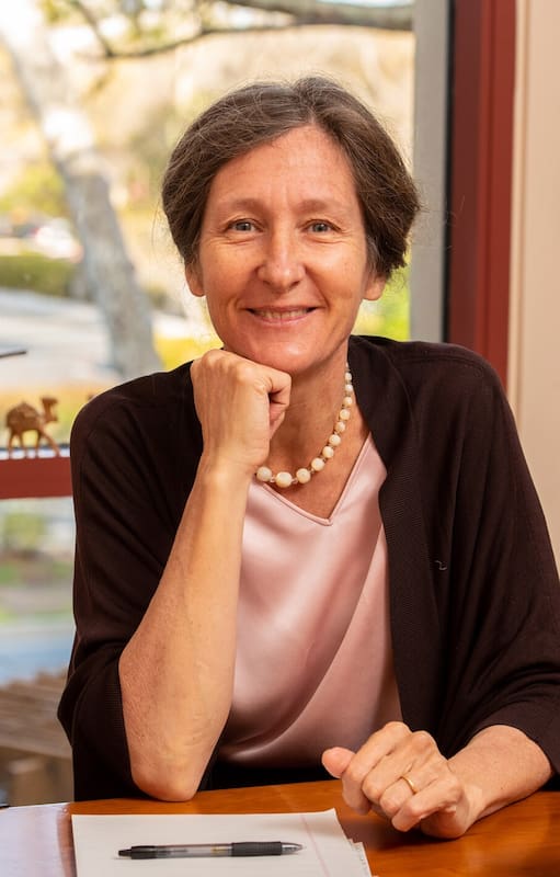 Anna Lemke es psiquiatra, investigadora y jefa de la Clínica de Diagnóstico Dual de la Stanford Addiction Medicine de la Universidad de Stanford