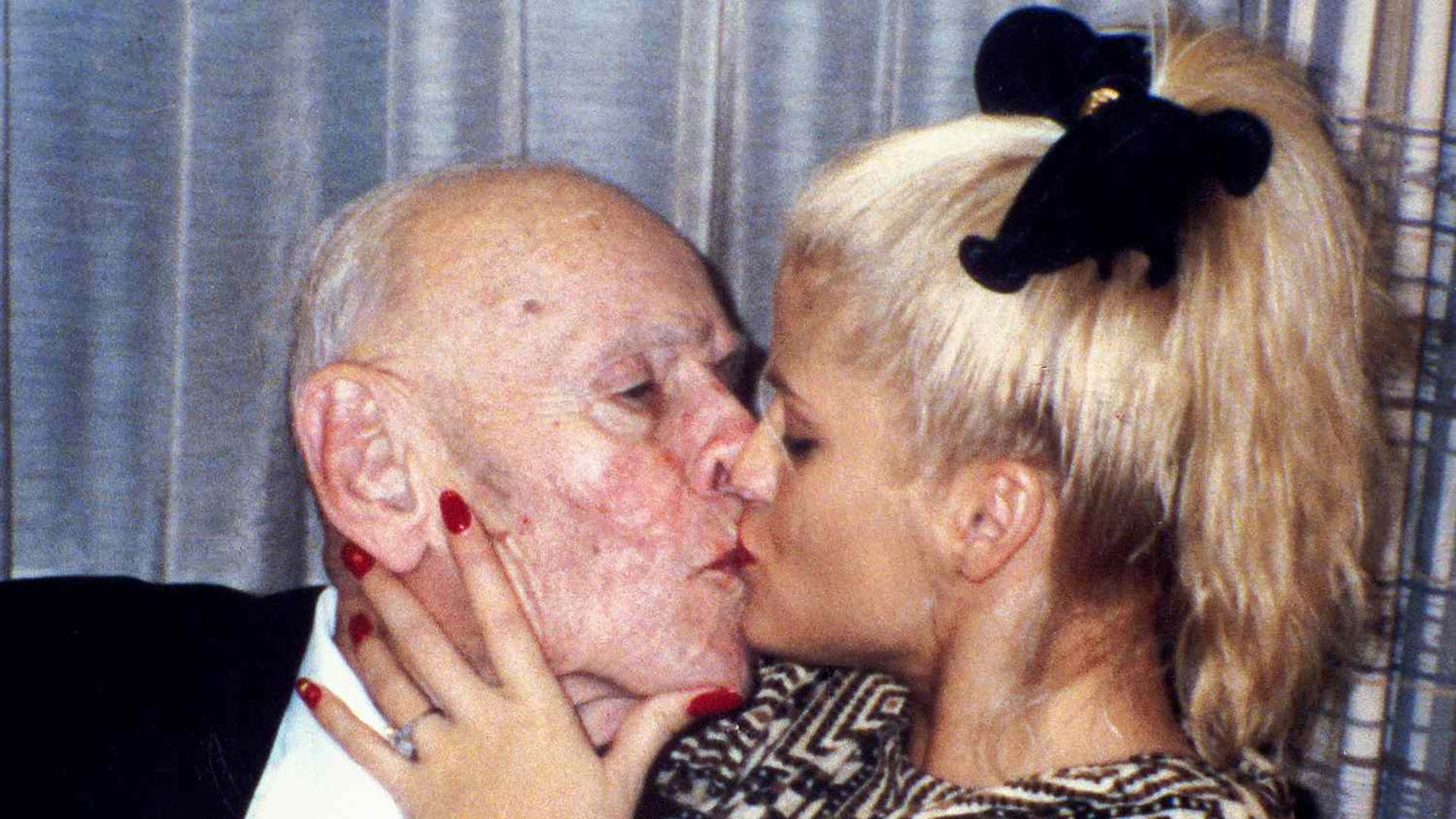 Anna Nicole Smith y Howard Marshall II, recién casados