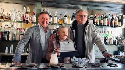 Anna Possi fue reconocida como la barista más longeva de Italia en enero del 2024