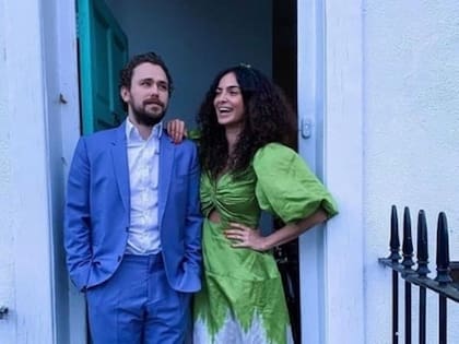 Anna Shaffer y su marido, Jimmy Stephenson (Crédito: Instagram)