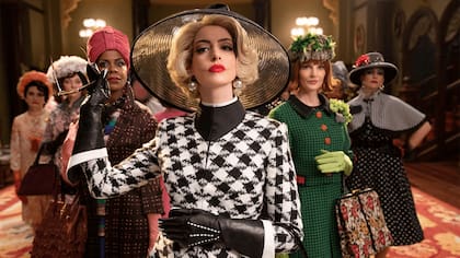 Anne Hathaway encarna a la bruja superiora en el film que nuevamente da vida a esta obra maestra de Roald Dahl