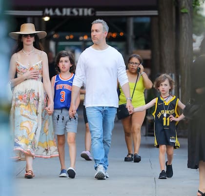 Anne junto a su familia