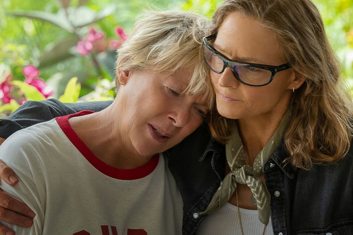 Annette Bening y Jodie Foster, brillantes en Nyad
