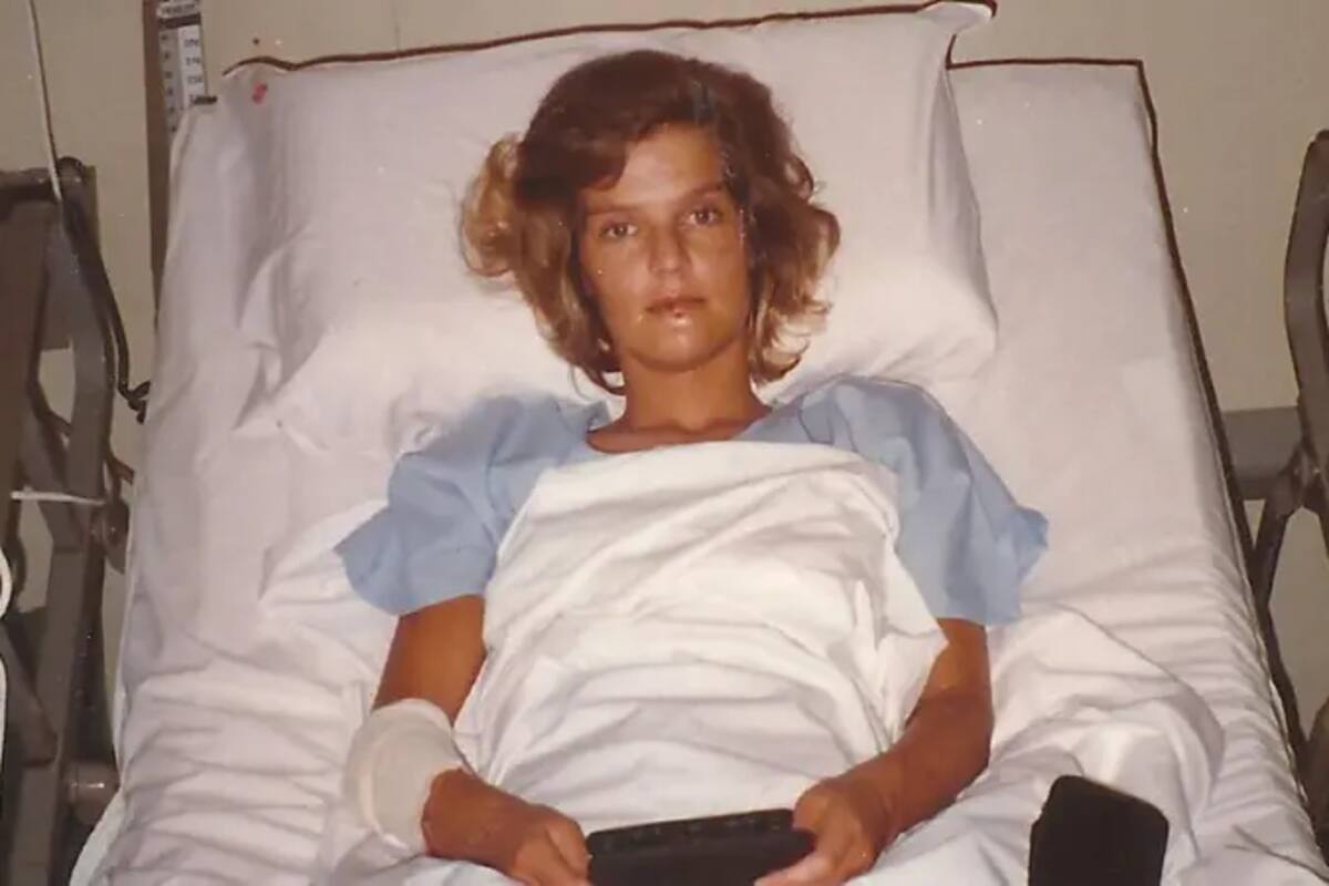 Annette Herfkens sobrevivió a un accidente aéreo en Vietnam en 1992
