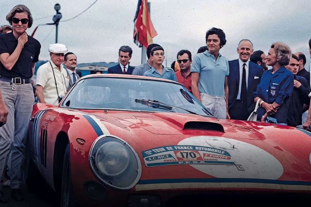 Annie Soisbault de Montaigu, una noble que en vez de sangre azul llevaba el automovilismo en sus venas (edición N°66 - “The Ferrari Magazine”)