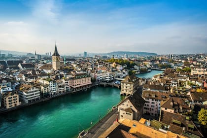 Año a año, Suiza es visitado por miles de turistas; sin embargo, quienes viven allí no pueden conseguir ser dueños de una propiedad