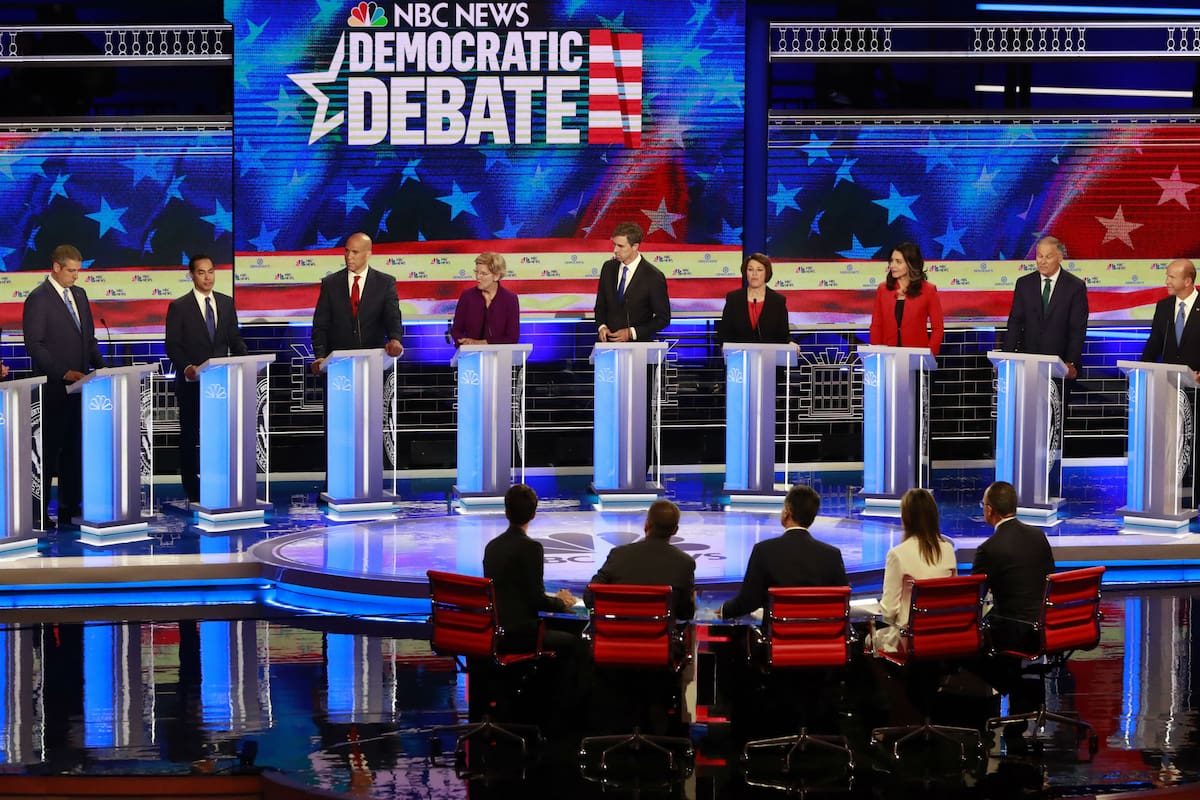 Anoche debatieron diez de los veinte precandidatos demócratas para postularse a la presidencia de Estados Unidos.