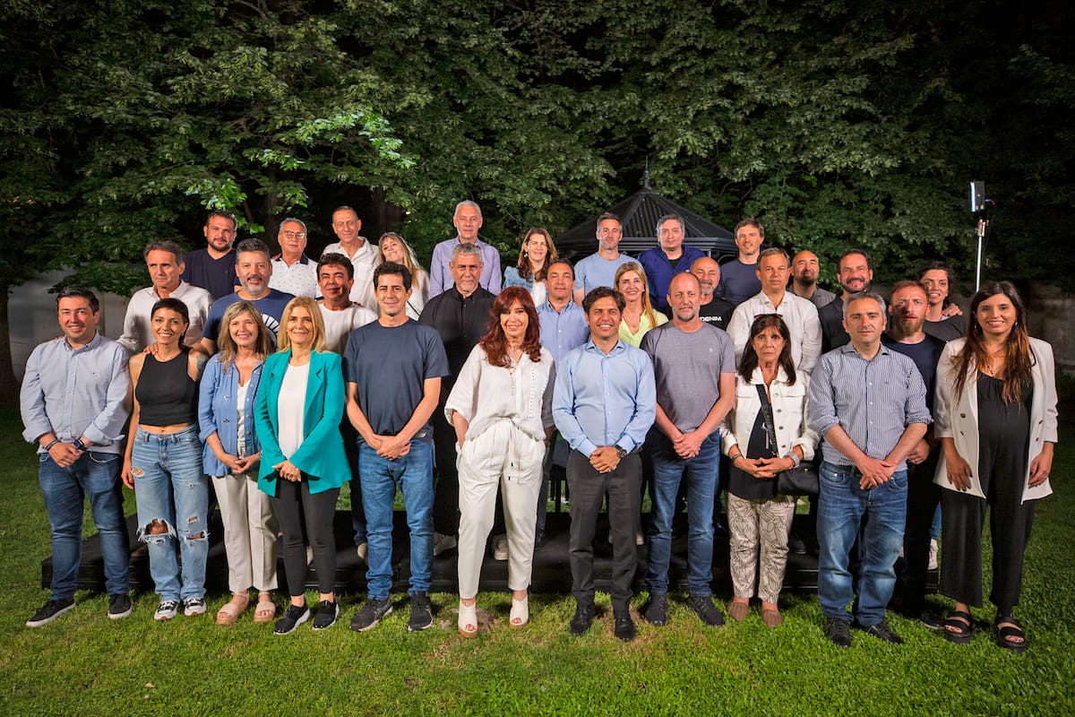 Anoche luego del acto, se reunió con líderes de la provincia de Buenos Aires en la residencia del gobernador Axel Kicillof