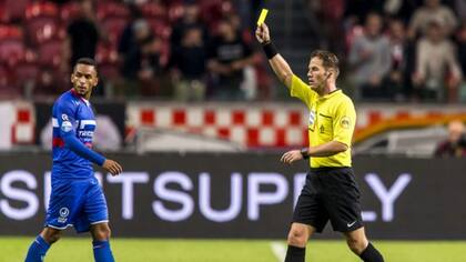 Anouar Kali fue expulsado luego del video ref