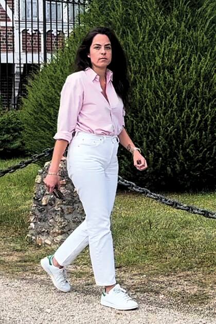 Anouchka en La Brûlerie el sábado 24, día del entierro de su padre.