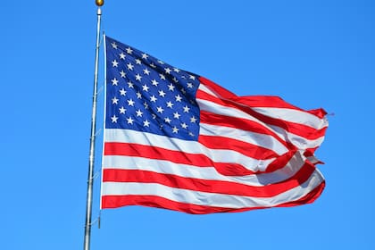 ANSA/EEUU: DHS otorgó contratos millonarios a empresa ligada a donante pro-Trump