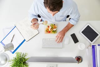 Presión alta antes de los 40: entre el susto, la dieta y el médico perfecto