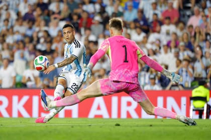 Ante Islandia, en uno de los amistosos previos al Mundial, generó un penal, aunque no pudo convertir