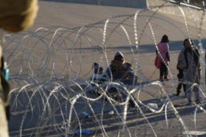 Ante la inminente finalización del Título 42, autoridades de Texas refuerzan la seguridad en la frontera