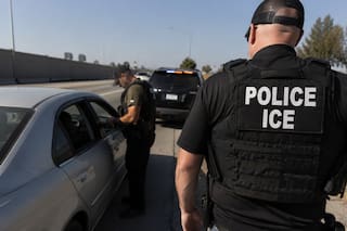 El ICE confirmó un freno histórico y ya no podrán hacer persecuciones migratorias en carreteras