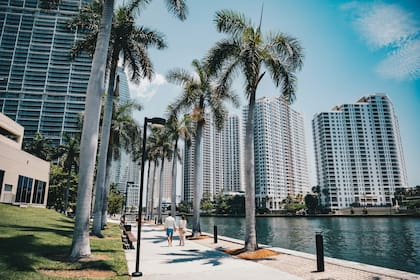 Ante las altas temperaturas en Florida, habilitan centros de enfriamiento en diversas ciudades (Unsplash)