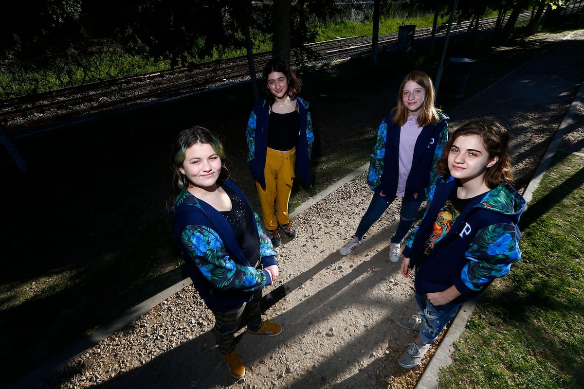 Ante los anuncios de esta semana, los estudiantes de último año de primaria y secundaria de los colegios porteños esperan con ansias poder terminar el ciclo lectivo de manera presencial; muchas instituciones todavía no tienen definida la fecha de inicio