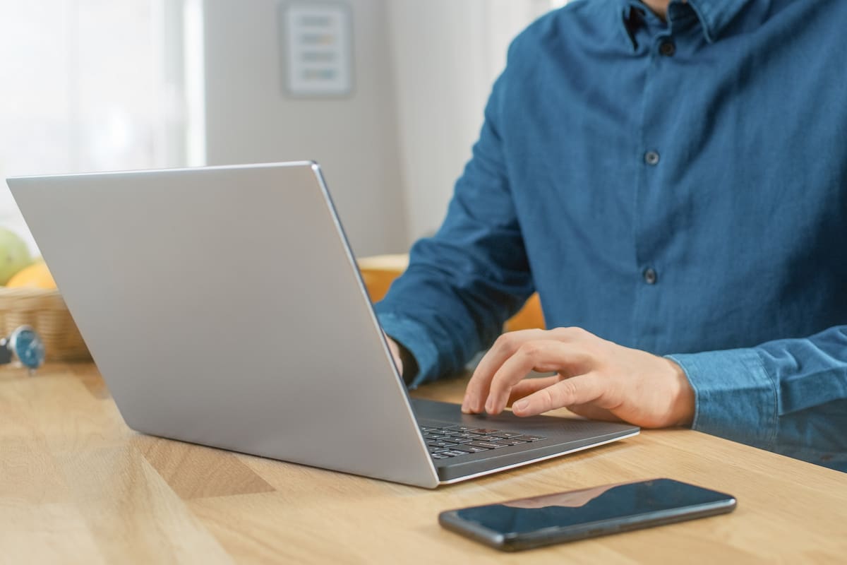 Ante una mayor exigencia de los accesos hogareños a Internet por la cuarentena y el home office, las firmas recomiendan un uso responsable de la Red