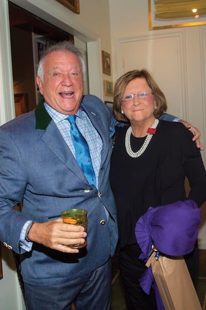 Antes de brindar, con Malena “Malenita” Álzaga.