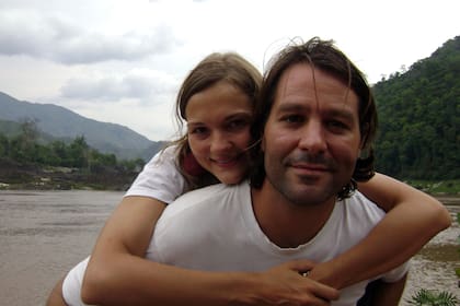 Antes de casarse, la pareja hizo un viaje soñado por el sudeste asiático (Tailandia, Malasia, Camboya, Laos, Filipinas).