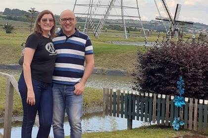 Antes de instalarse definitivamente, el matrimonio viajó unas cuantas veces a Curitiba.