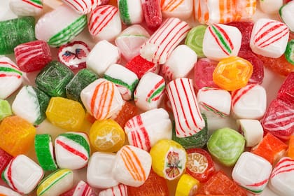 Antes de los caramelos envueltos en papeles brillantes hubo miel, dátiles, higos y frutas secas