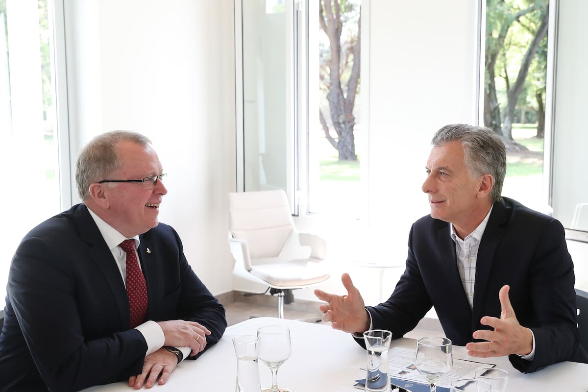 Antes de partir hacia Córdoba, Macri estuvo con Eldar Sætre, CEO de la petrolera noruega Equinor
