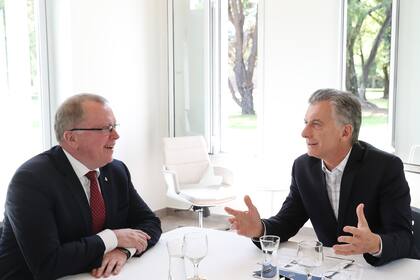 Antes de partir hacia Córdoba, Macri estuvo con Eldar Sætre, CEO de la petrolera noruega Equinor