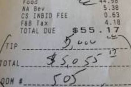Antes de retirarse del restaurante, la familia dejó un cheque por 5000 dólares que sorprendió a todos los empleados