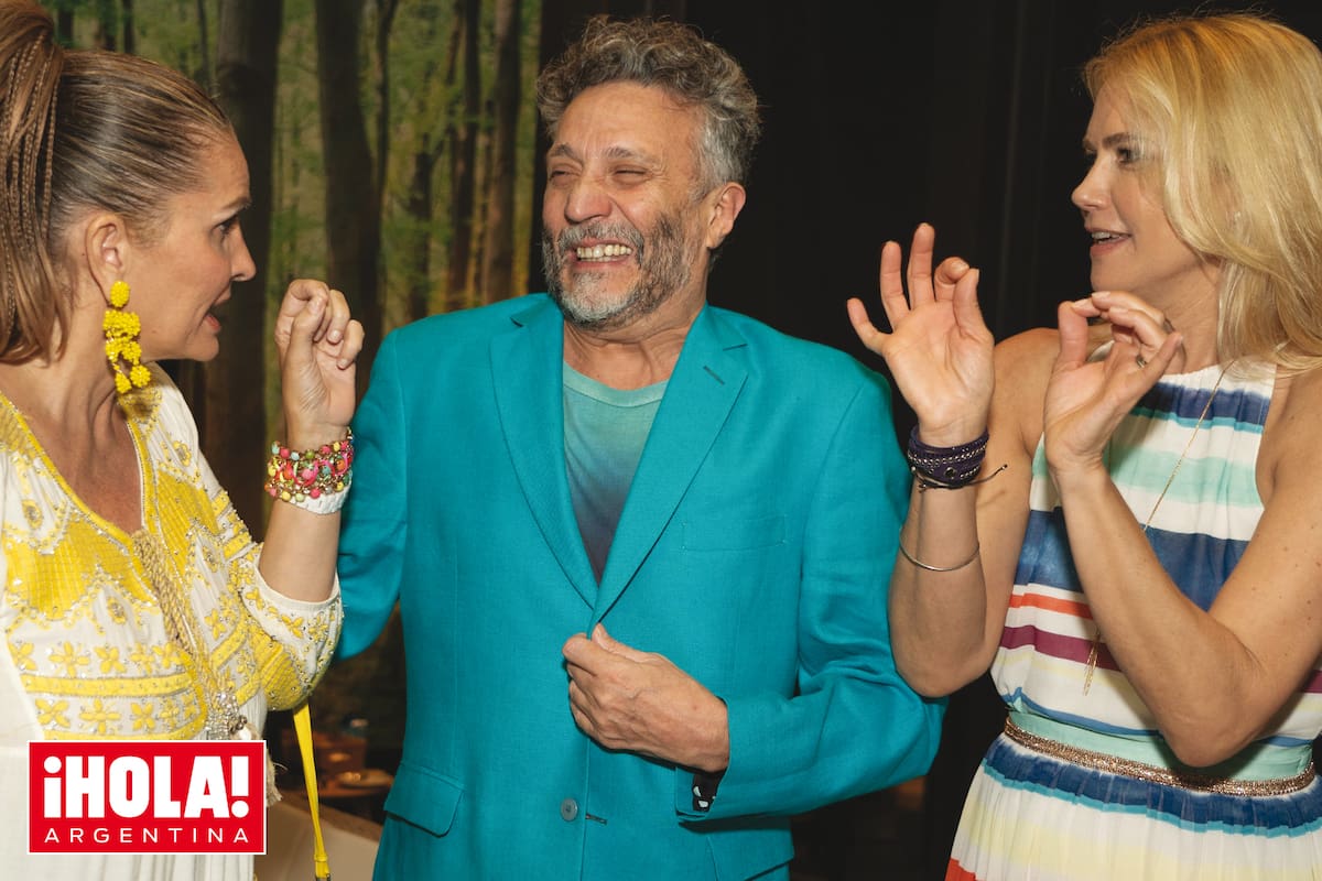 Antes del show, Valeria fue a saludar a Fito. “Fue muy lindo reencontranos. ¡Nos une Rosario desde la cuna!, le dijo a ¡HOLA! Argentina la top model y empresaria.